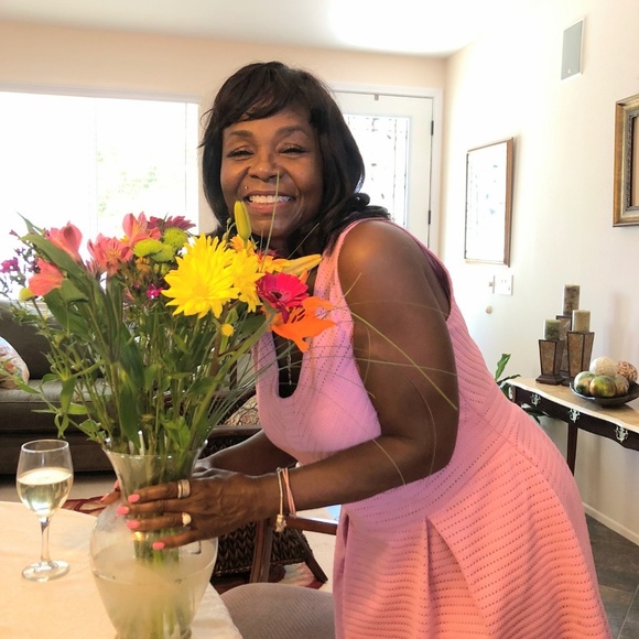 Meet your Posher, Arlene - Picture 3 of 8